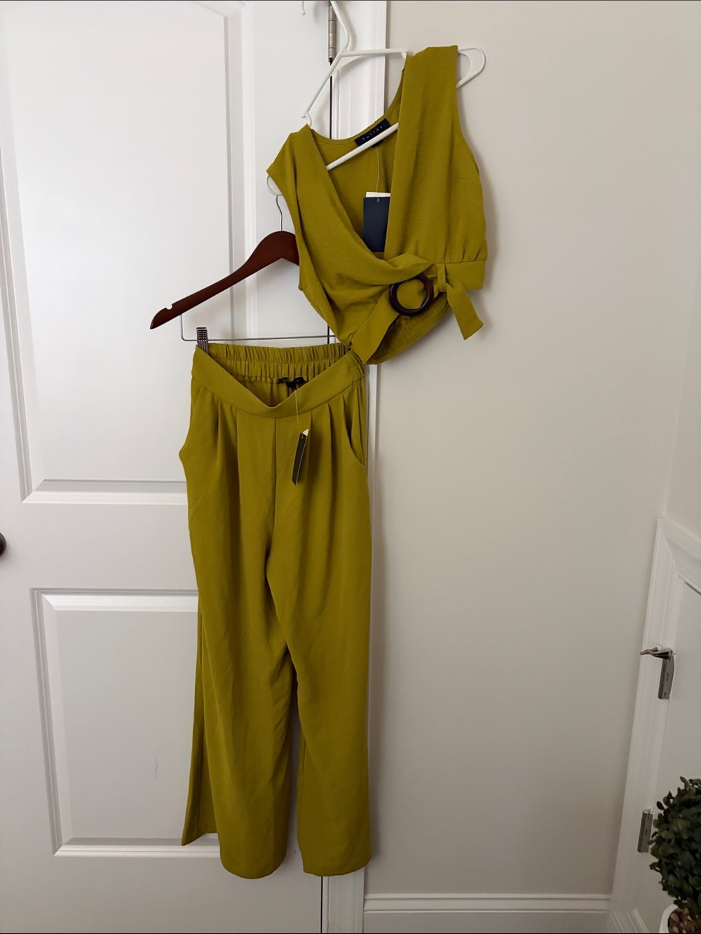 Two-Piece Wide-Leg Pants & Wrap Crop Top Set - Olive